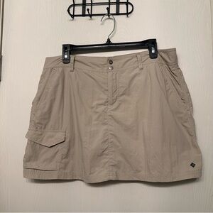Columbia Tan Skort Size 14